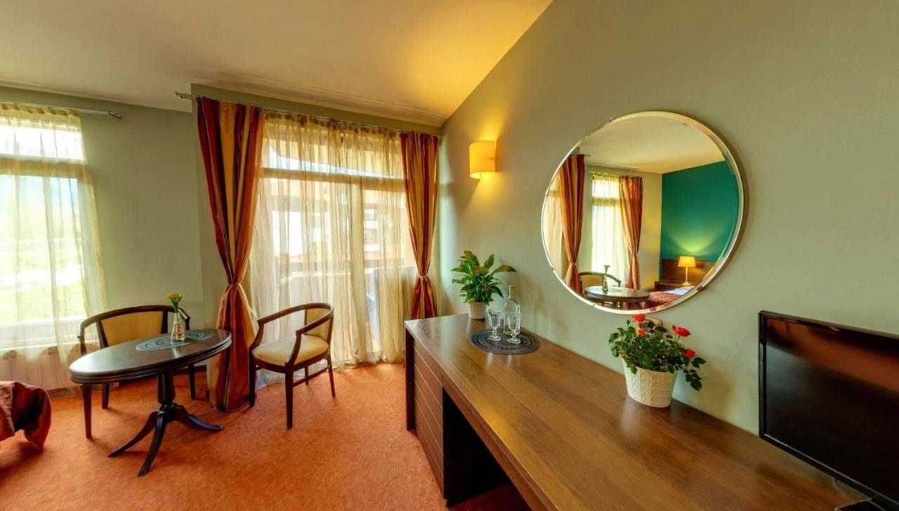 Hotel Famil - Adults Only Bansko Luaran gambar
